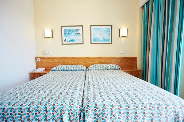 Standard 2+1 Invisa Hotel Ereso*** Es Canar Beach Standard 2+1 Invisa Hotel Ereso*** Es Canar Beach