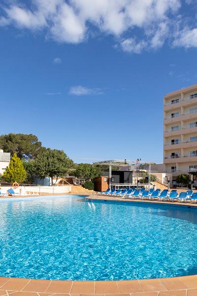 Piscine Invisa Hotel Ereso*** Plage Es Canar Piscine Invisa Hotel Ereso*** Plage Es Canar
